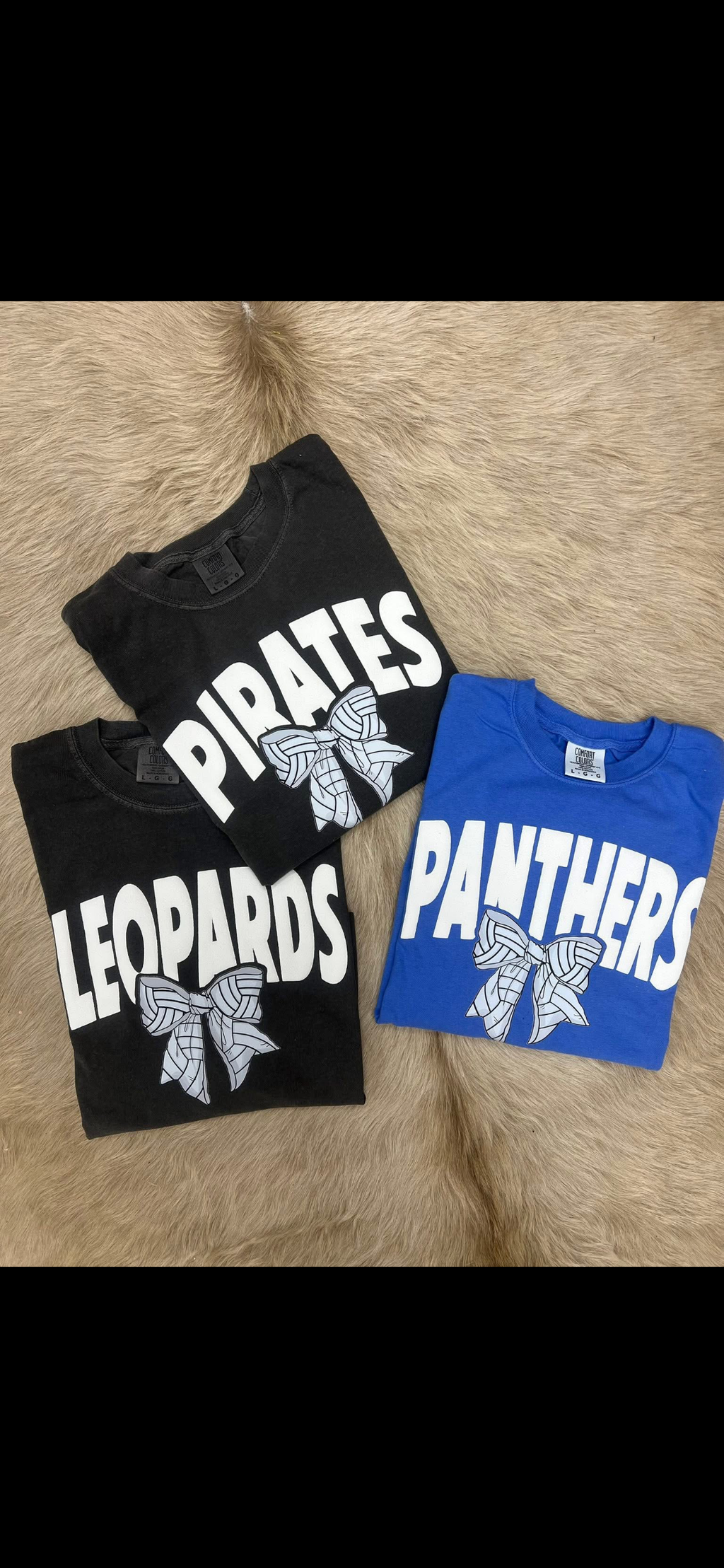 PUFF MASCOT VOLLEYBALL BOW TEE